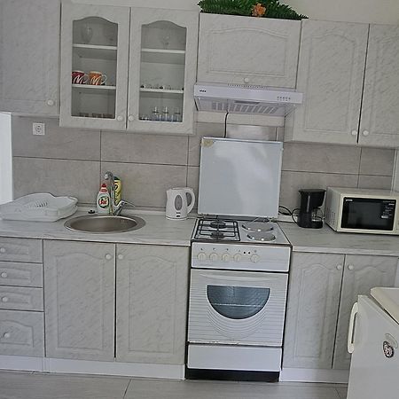 Apartmani Ana-Lora Lopar Exterior foto